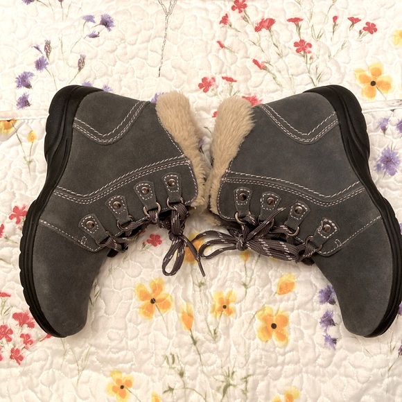 NWOT Earth Origins Crowley Gray Leather Suede Boots Fur Trim Women’s Size 7 Wide - Picture 8 of 13